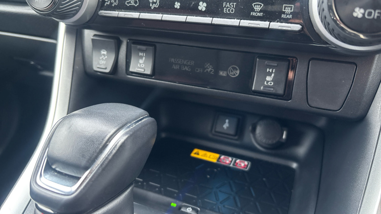 Toyota RAV4 2.5 PHEV Dynamic 5dr CVT Estate